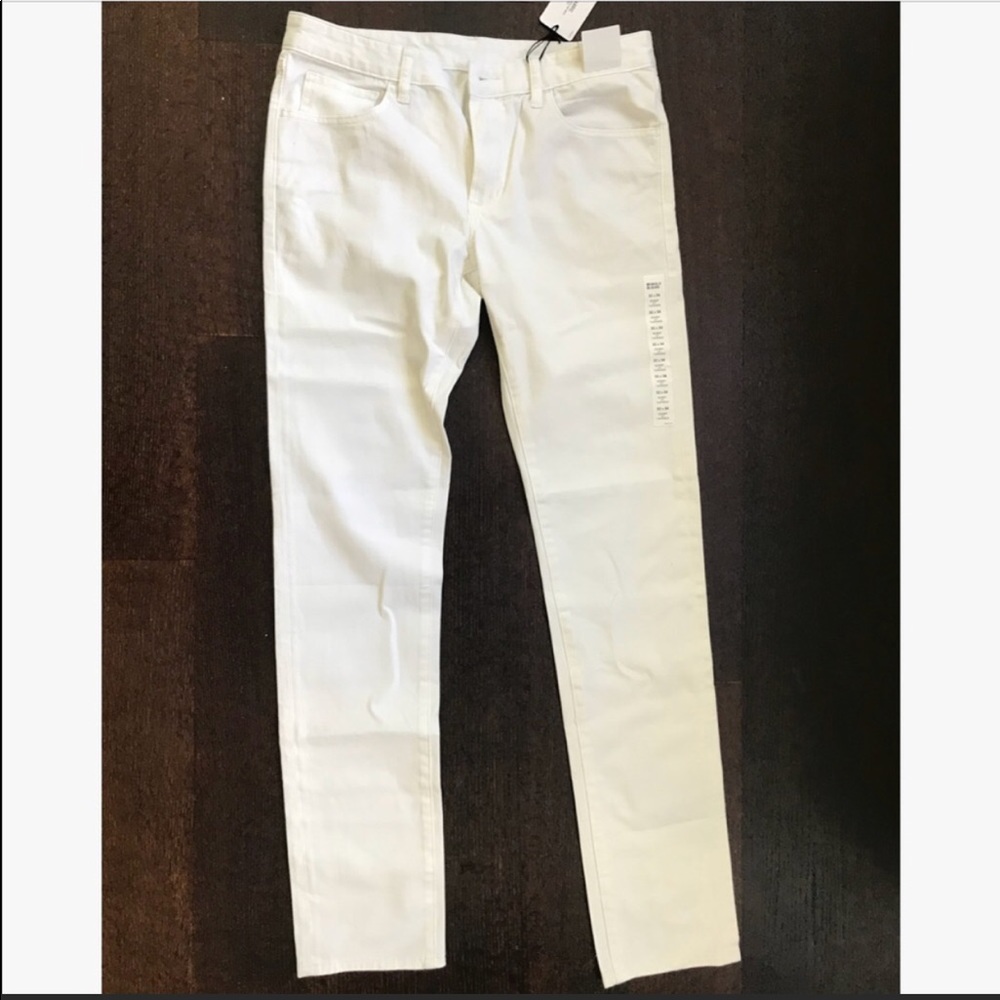 Uniqlo skinny fit tapered jeans white NWT